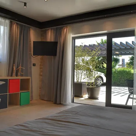 Apartament Lycia *