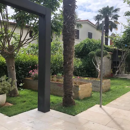 Apartment Lycia *